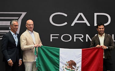 Checo Pérez arrasó en Cadillac