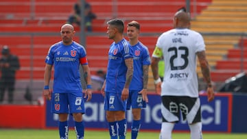 Futbol, Colo Colo vs Universidad de Chile.
Supercopa 2025
El jugador de Universidad de Chile Marcelo Diaz y Charles Aranguiz es fotografiado durante el partido por la Supercopa 2025 contra Colo Colo disputado en el estadio Santa Laura en Santiago, Chile.
14/09/2025
Javier Vergara/Photosport
Football, Colo Colo vs Universidad de Chile.
2025 Supercopa
Universidad de Chile’s player Marcelo Diaz and Charles Aranguiz is pictured during the Supercopa 2025 match against Colo Colo at the Santa Laura stadium in Santiago, Chile.
14/09/2025
Javier Vergara/Photosport