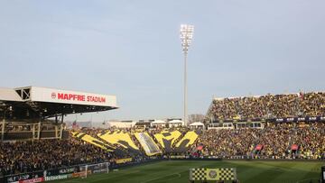 Capacidad: 19,968. Fue el primer campo hecho específicamente para la MLS. Su gran afición hace olvidar la invasiva grada 'North End Stage'.