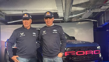Carlos Sainz y Lucas Cruz, en la presentación de Ford para el Rally Dakar 2026.