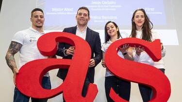 20/01/20 DESAYUNO OLIMPICO VISITA REDACCION DIARIO AS JESUS CARBALLO POLINA BEREZINA NESTOR ABAD ANA PEREZ