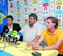 El Orihuela sobrevive tras perdonar los jugadores el 50%