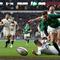 Stockdale makes history as ruthless Ireland win Grand Slam