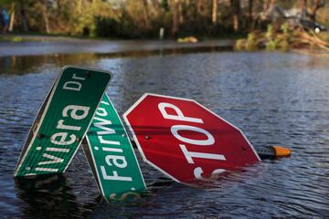 El huracán Ian llegó al oeste de Florida con vientos de más de 240 km/h, provocando inundaciones catastróficas en varias localidades, también ha dejado inundaciones  y graves destrozos en el centro de la península. La tormenta provocó una marejada ciclónica  que inundó grandes áreas del suroeste de Florida, las áreas cercanas a la costa han quedado arrasadas.