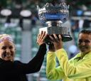 Mattek-Sands y Safavora gana el título de dobles femenino
