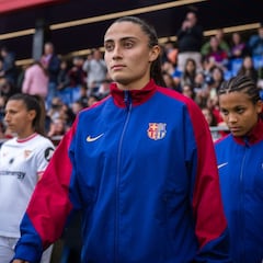 El regalo de despedida a Alba Caño