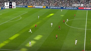 Debuta como canterano ante 72.462 madridistas y da este pase de gol de locura a Bellingham