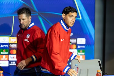 Le Normand, Simeone y la cábala de las ruedas de prensa en Champions