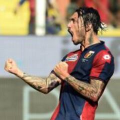 Mauricio Pinilla dio la victoria al Genoa frente a su ex equipo