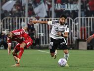 Futbol, Colo Colo vs Union La Calera
Fecha 3, Liga de primera 2026.
El jugador de Colo Colo Jeyson Rojas, derecha disputa el balon con Cristian Gutierrez de Union La Calera durante el partido de primera division realizado en el estadio Monumental en Macul, Chile.
15/2/2026
Diego Martin /Photosport
Football, Colo Colo vs Union La Calera
3th turn, 2026 First division league.
Colo Colo’s player Jeyson Rojas , right vies for the ball against Cristian Gutierrez of Union La Calera during a first division match at the Monumental stadium in Macul, Chile.
15/2/2026
Diego Martin/Photosport