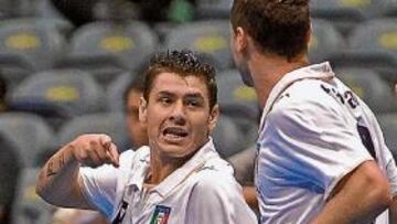 <b>ITALO-BRASILEÑOS. </b>Tres jugadores italianos celebran un gol en el encuentro de ayer ante EE UU.