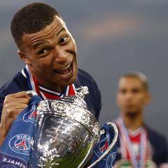 Mbappé aniquila al Mónaco