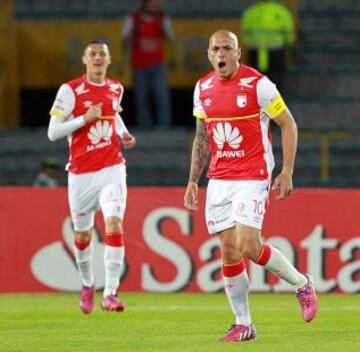 Santa Fe lidera su grupo con 12 puntos.