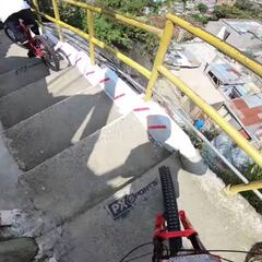 Downhill Challenge Medellín logra el récord de 'el descenso urbano más largo del mundo'