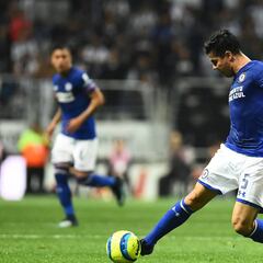 Cruz Azul rescata el empate en Monterrey