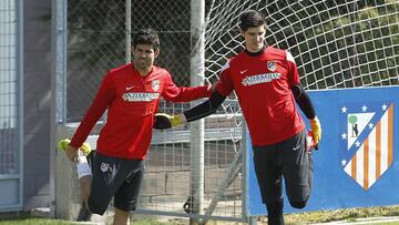 El Chelsea pretende subirle el sueldo a Diego Costa y Courtois para que no vuelvan a LaLiga.