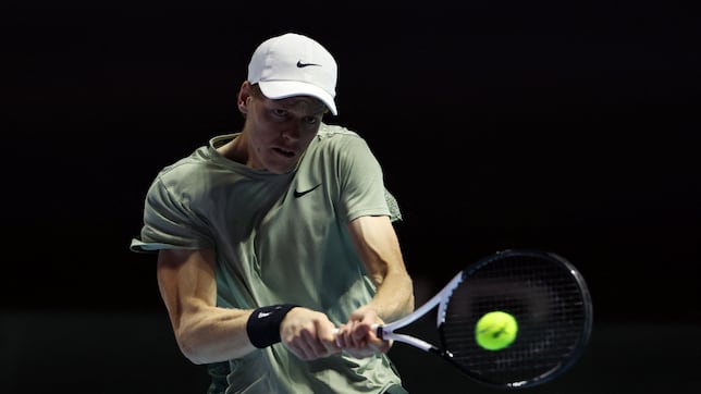 Sinner - Medvedev, en directo: cuartos de final del Six Kings Slam, hoy en vivo online