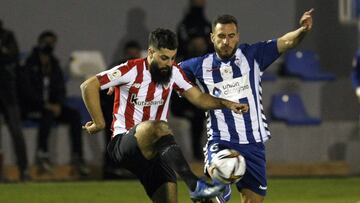 Villalibre ante el Alcoyano.