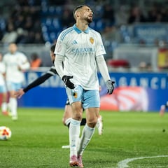 Bakis fue expulsado por llamar “hijo de p...” a un rival