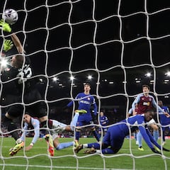 Emery sobrevive al tsunami