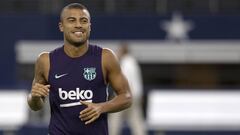 Rafinha, en un entrenamiento con el Barcelona.