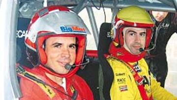 <b>CON PONS. </b>Álex Crivillé, como copiloto de Pons en el Mitsubishi.
