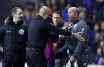 Guardiola, fue eliminado en la quinta ronda de la FA Cup por el Wigan, de tercera categoría inglesa, al perder 1-0 en un ajustadísimo encuentro fuera de casa. Pero el mal trago para el entrenador del City no se limitó a la sorprendente eliminación de su e