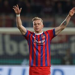 Who is Lennard Maloney, the German who called Berhalter for the USMNT?