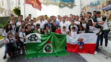 Celebración del Racing de Santander por el ascenso a Segunda División