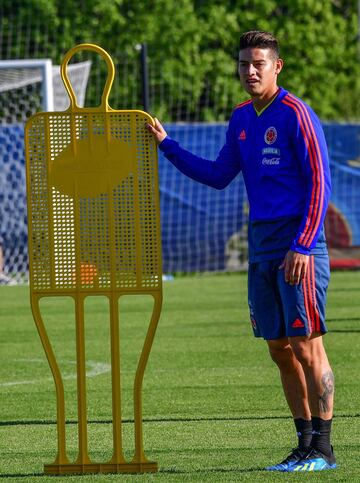 James Rodríguez uno de los protagonistas en la práctica, el '10' se ve bien, corriendo y listo para enfrentar a Japón 
