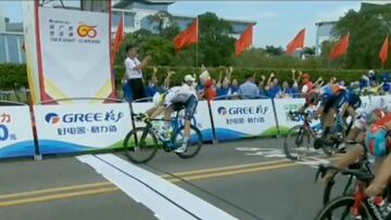 El ciclista belga se llevó la victoria en una final apretado, con Molano destacando en el tercer lugar tras 149 kilómetros de intensa competencia.