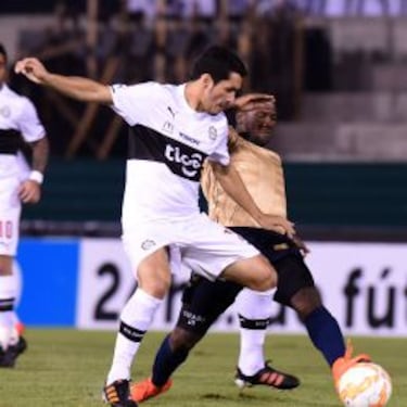 Águilas empata 1-1 en el final y deja abierta la serie con Olimpia