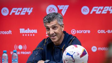 AME7365. MONTERREY (MÉXICO), 01/08/2023.- Imanol Alguacil, entrenador de la Real Sociedad, participa en una rueda de prensa previo a la disputa del partido amistoso de la liga Summer Tour ante el Atlético de Madrid el próximo 2 de agosto en el Estadio BBVA, hoy en Monterrey (México). EFE/ Miguel Sierra
