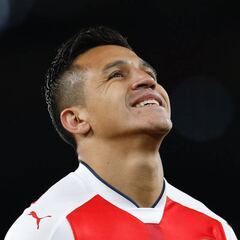Mirror: Alexis se quedará un año y después podría ir al Chelsea