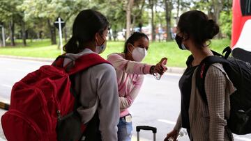 En el &uacute;ltimo reporte del Ministerio de Salud se confirmaron 15.003 nuevos casos de COVID-19 en Colombia. Actualmente hay 117.762 casos activos