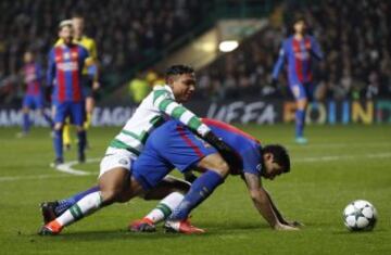 Emilio Izaguirre brings down Luis Suárez for Barcelona's penalty.