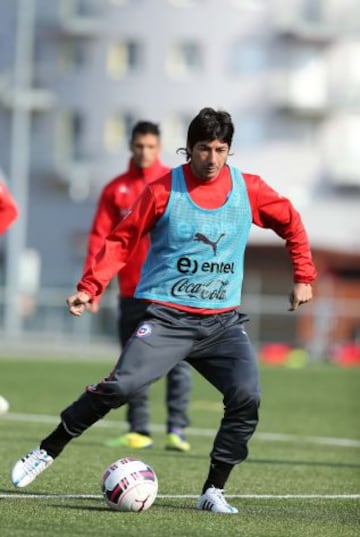 La Roja prepara dos equipos para Irán y Brasil