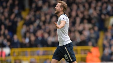 Tottenham overwhelm Stoke with another Kane hat-trick