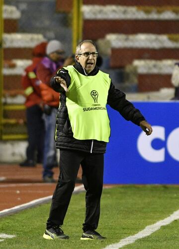 Col goles de Miguel Murillo y Nicolás Benedetti (de penal), Deportivo Cali le ganó 1-2 al Bolívar en el estadio Hernado Siles por la fase 2 de Copa Sudamericana y se convirtió en el primer equipo colombiano en derrotarlo en la altura de La Paz.