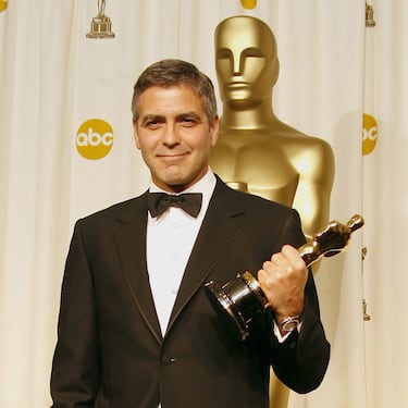 ‘Gravity’, ‘Up in the air’, ‘Syriana’, ‘Ocean’s eleven’… la lista de títulos como actor de George Clooney es muy larga. El prestigioso actor y galán impenitente, es, además, buen director. Suyas son las notables ‘Buenas noches y buena suerte’ y ‘Los idus de marzo’, entre otras.