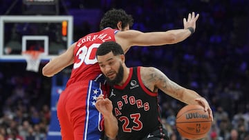 El equipo de Nick Nurse, tras un curso aciago, está peleando en cada partido y busca su sitio en el Este. VanVleet, con 32 puntos, machaca a los Sixers.