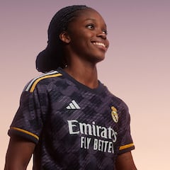 Linda Caicedo presenta la nueva camiseta de Real Madrid