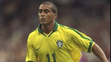 Romario, campeón del mundo en 1994, llegó a 772 goles durante toda su carrera en Brasil, Flamengo, Vasco, PSV y Barcelona.