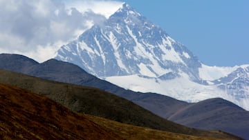 Mountaineers who have trained and had their sights set on climbing to the summit of Mount Everest this month will have to postpone their expedition.