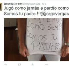 Se burla Aílton de Jorge Vergara en Twitter tras caída de Chivas