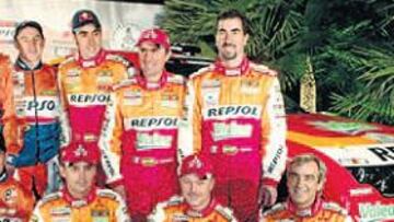 <b>EL CONJUNTO MÁS POTENTE. </b>En coches y motos, los pilotos de Repsol contarán en el próximo Dakar con todos los medios para luchar por el triunfo.