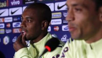 Fernandinho: "Alexis Sánchez puede definir cualquier partido"