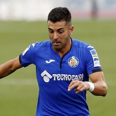 La salida de Soldado obliga a buscar un 'nueve' low cost