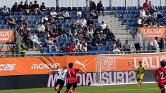 Yu, un portero que juega de central