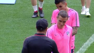 El gesto de Simeone con Griezmann que quiso que todas las cámaras grabaran